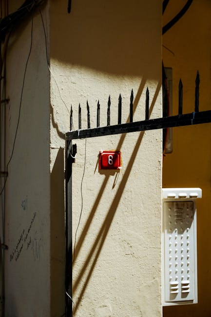 9 : img_7 Premium leather bag detail